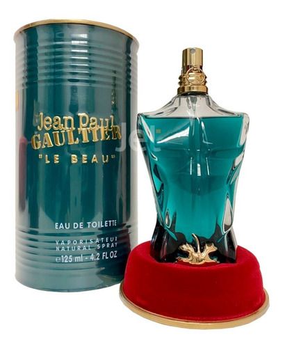 Woodny Collection – Eau de Parfum
Découvrez l’élégance et le raffinement avec Woodny Collection, une fragrance conçue pour ceux qui aiment se démarquer. Ce parfum allie des notes fraîches et boisées à une touche sensuelle et moderne, créant une signature