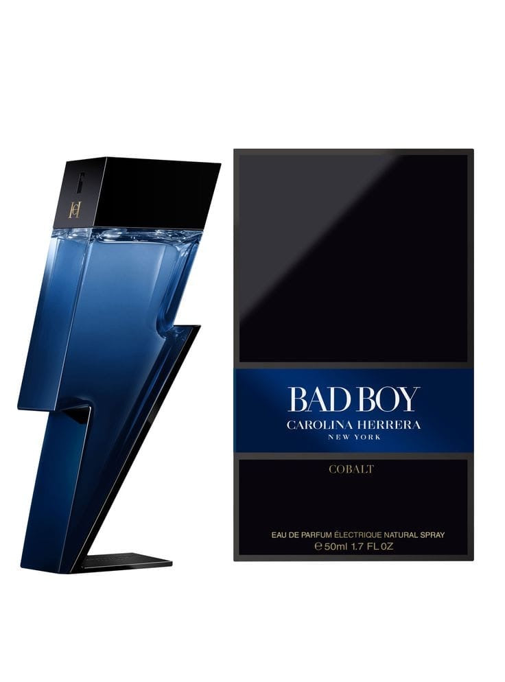 Woodny Collection – Eau de Parfum
Découvrez l’élégance et le raffinement avec Woodny Collection, une fragrance conçue pour ceux qui aiment se démarquer. Ce parfum allie des notes fraîches et boisées à une touche sensuelle et moderne, créant une signature