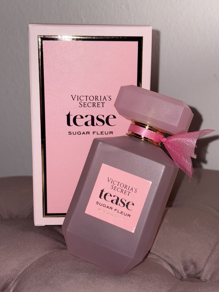 Woodny Collection – Eau de Parfum
Découvrez l’élégance et le raffinement avec Woodny Collection, une fragrance conçue pour ceux qui aiment se démarquer. Ce parfum allie des notes fraîches et boisées à une touche sensuelle et moderne, créant une signature