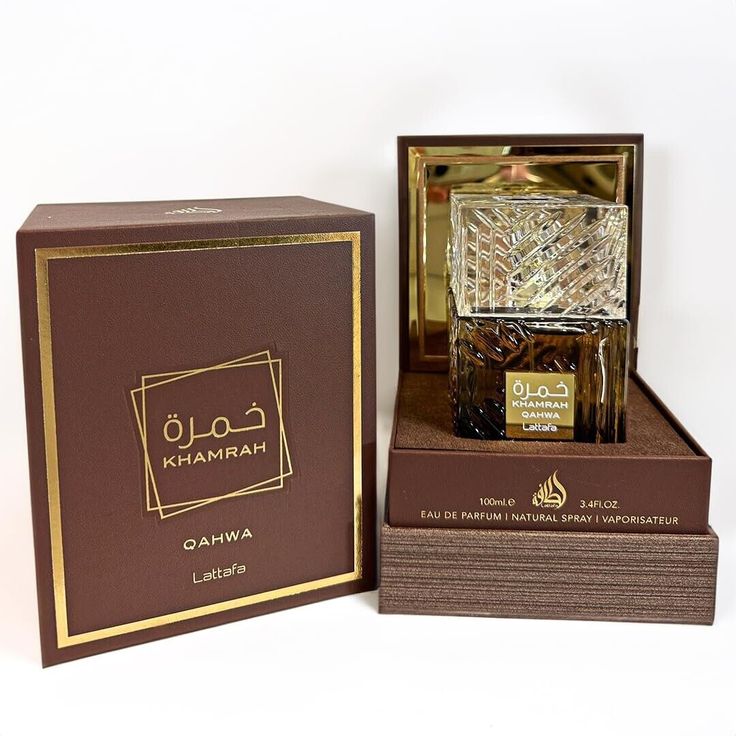 Woodny Collection – Eau de Parfum
Découvrez l’élégance et le raffinement avec Woodny Collection, une fragrance conçue pour ceux qui aiment se démarquer. Ce parfum allie des notes fraîches et boisées à une touche sensuelle et moderne, créant une signature